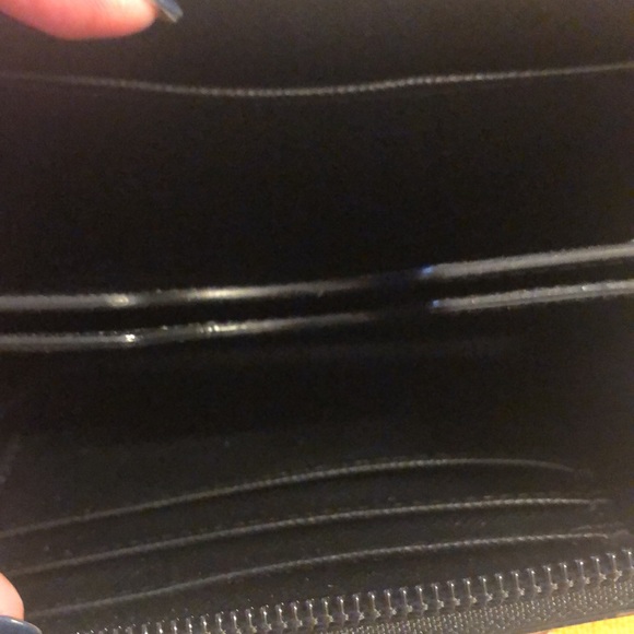 Like new micheal Kors wallet/wristlet - Picture 5 of 6